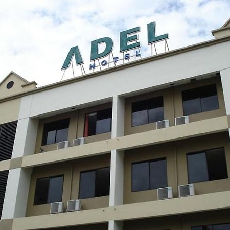 Adel Hotel Putatan 外观 照片